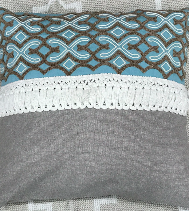 Decorative teal cushion cover